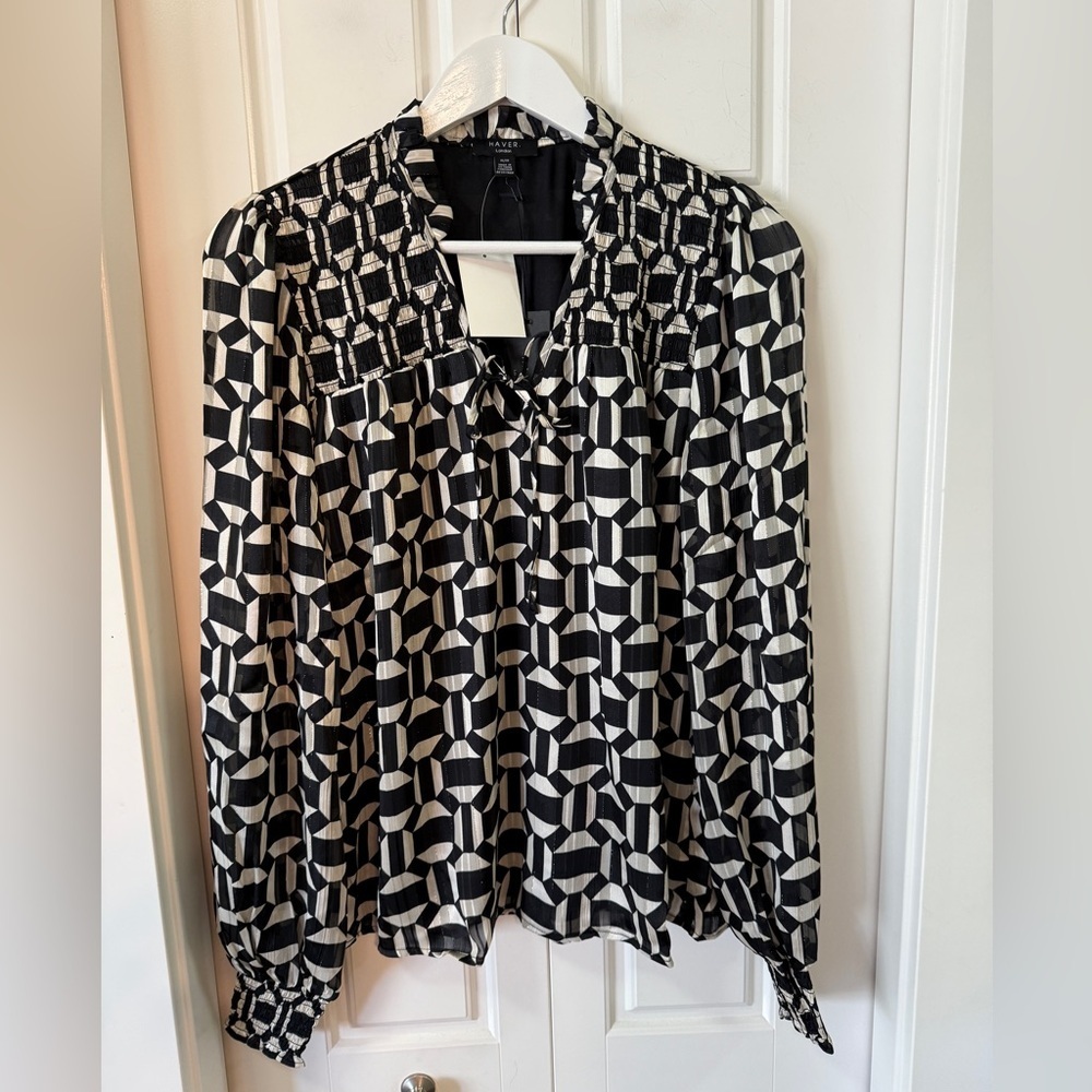 HAVER Black & White Smocked Blouse | Size Medium
